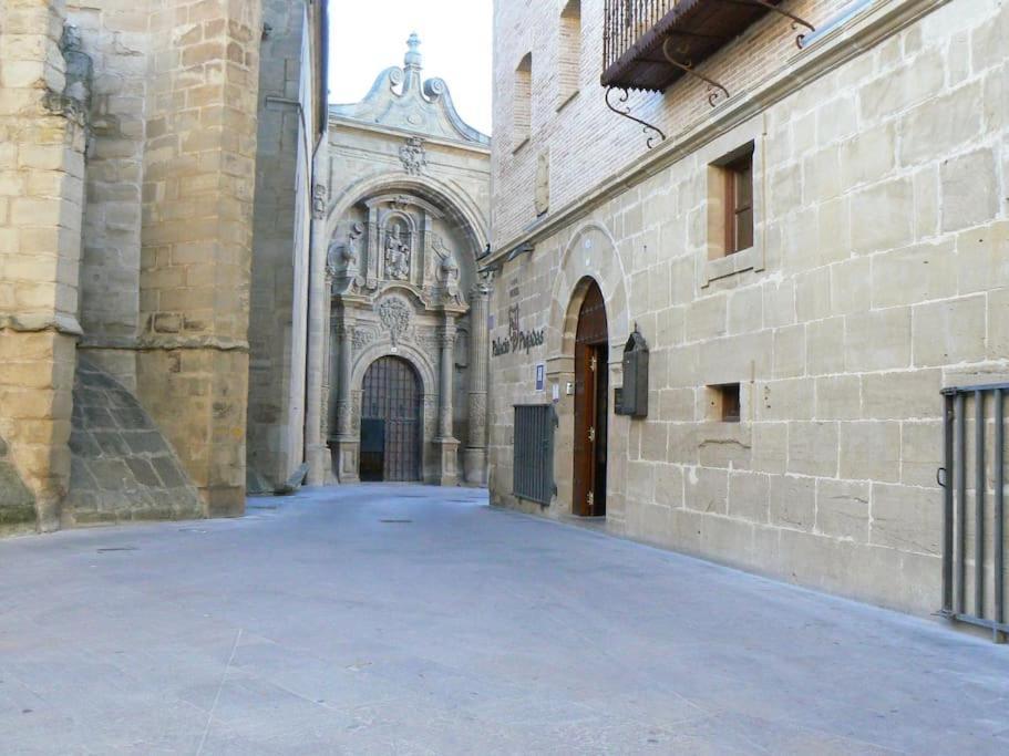 Apartamento Turistico Viana II Viana (Navarre) Exterior foto